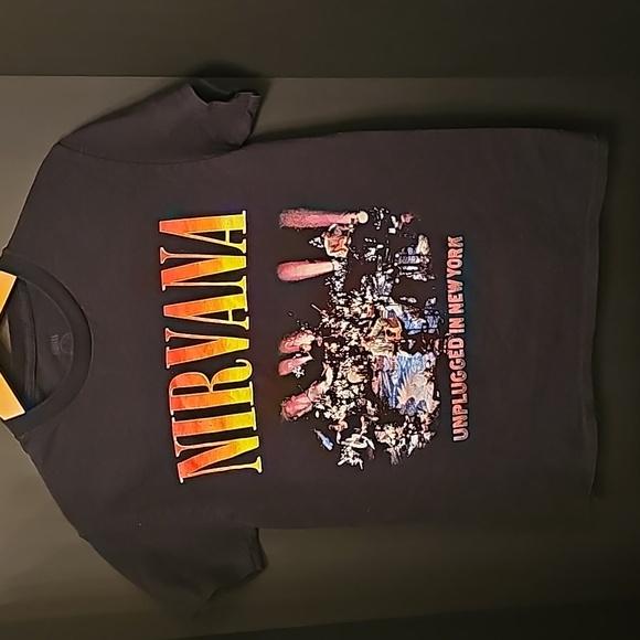 Nirvana Unplugged Graphic T - Picture 1 of 3